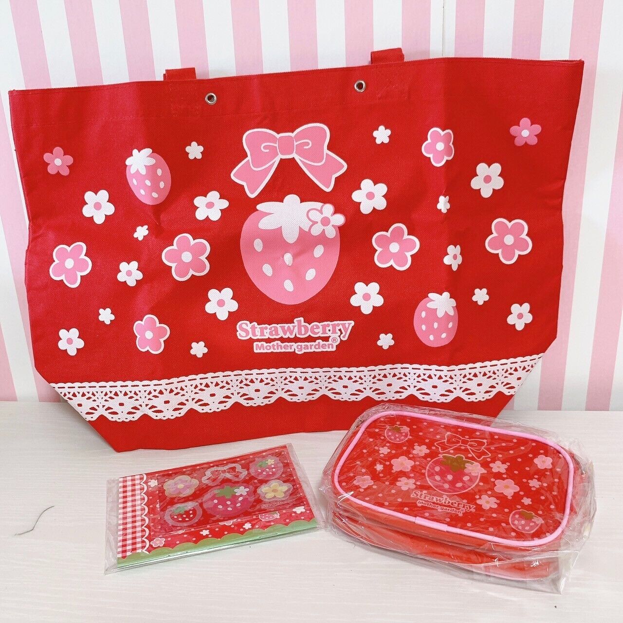 Mother Garden Tote Bag Shoulder Bag Mini Note Sticker 4 Set Strawberry Red Pink