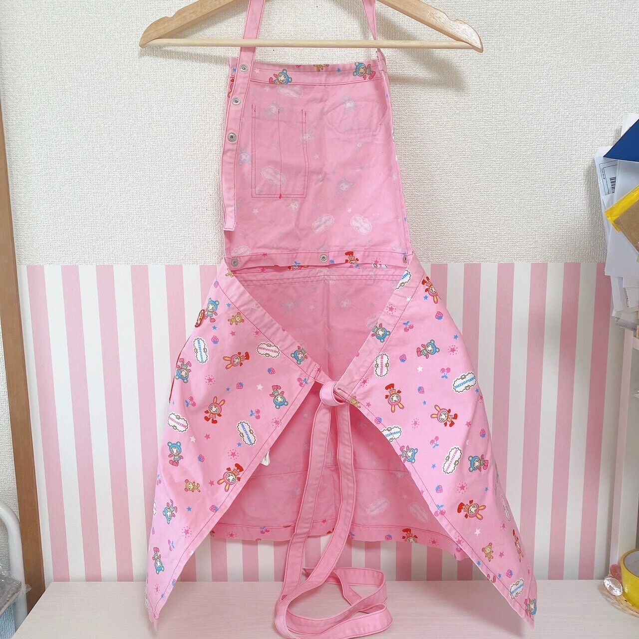 Mezzo Piano Apron 130 Pink Cherry Strawberry Berrie Chan Kids Kawaii Character