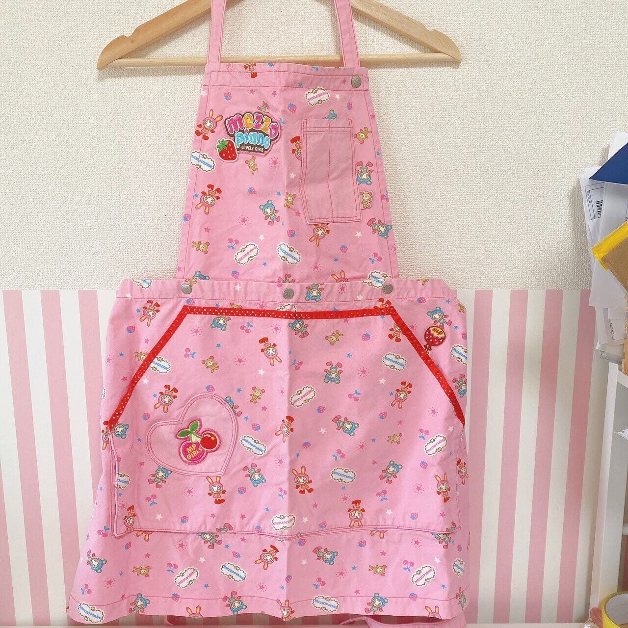 Mezzo Piano Apron 130 Pink Cherry Strawberry Berrie Chan Kids Kawaii Character