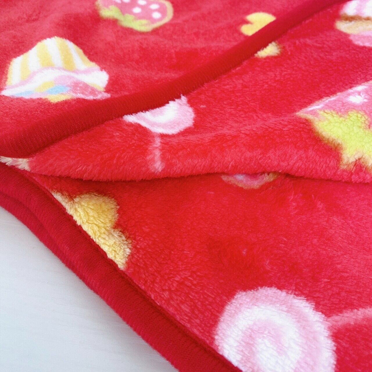 Mother Garden Mothergarden Strawberry Red Blanket Sweets Polyester Kawaii Rare