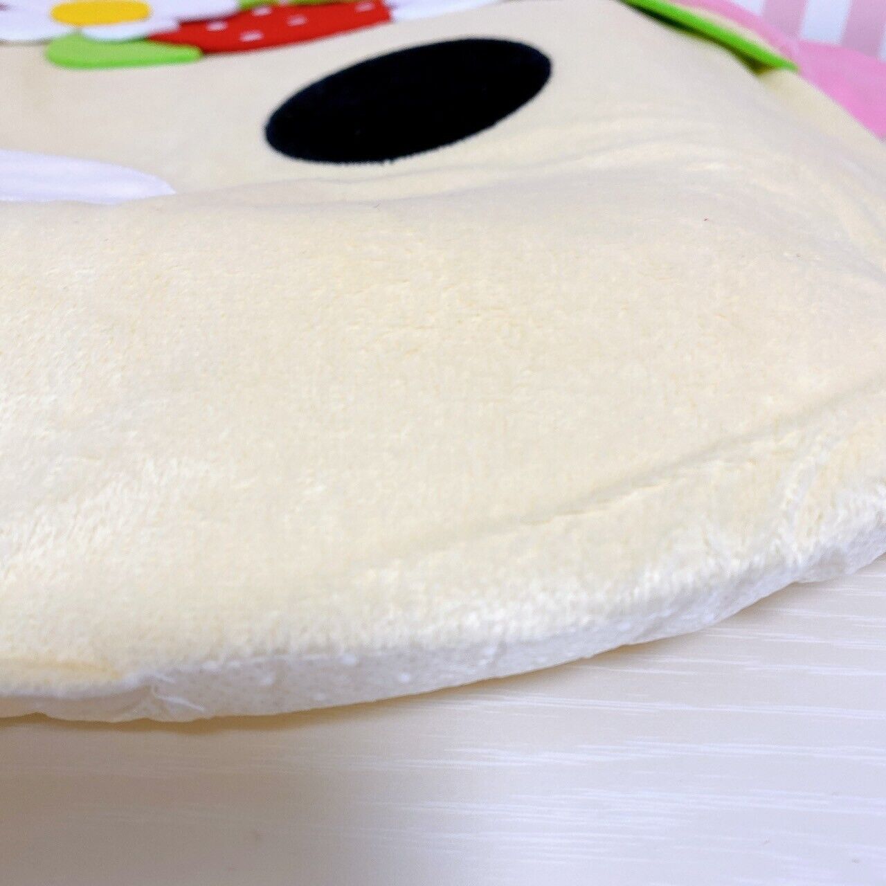 Rilakkuma Korilakkuma San-X White Rug Face Mold Fluffy Strawberry Flower Kawaii