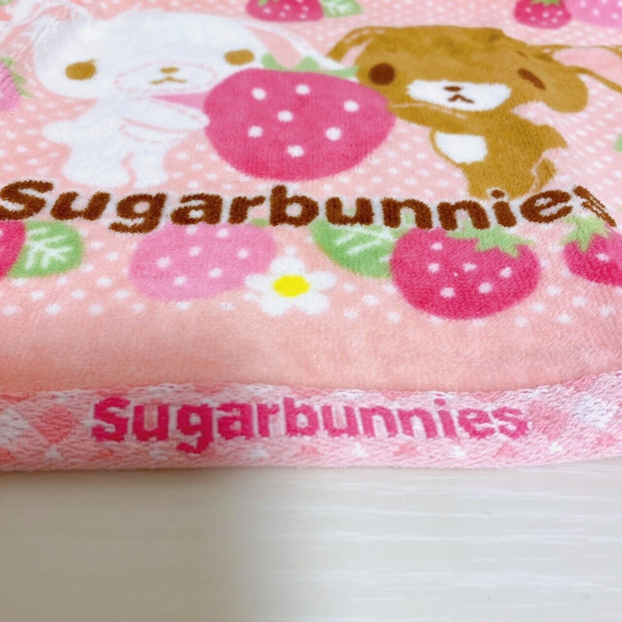 Sanrio Sugar Bunnies Hand Towel Shirousa Kurousa Strawberry Pink Dot Flower Rare