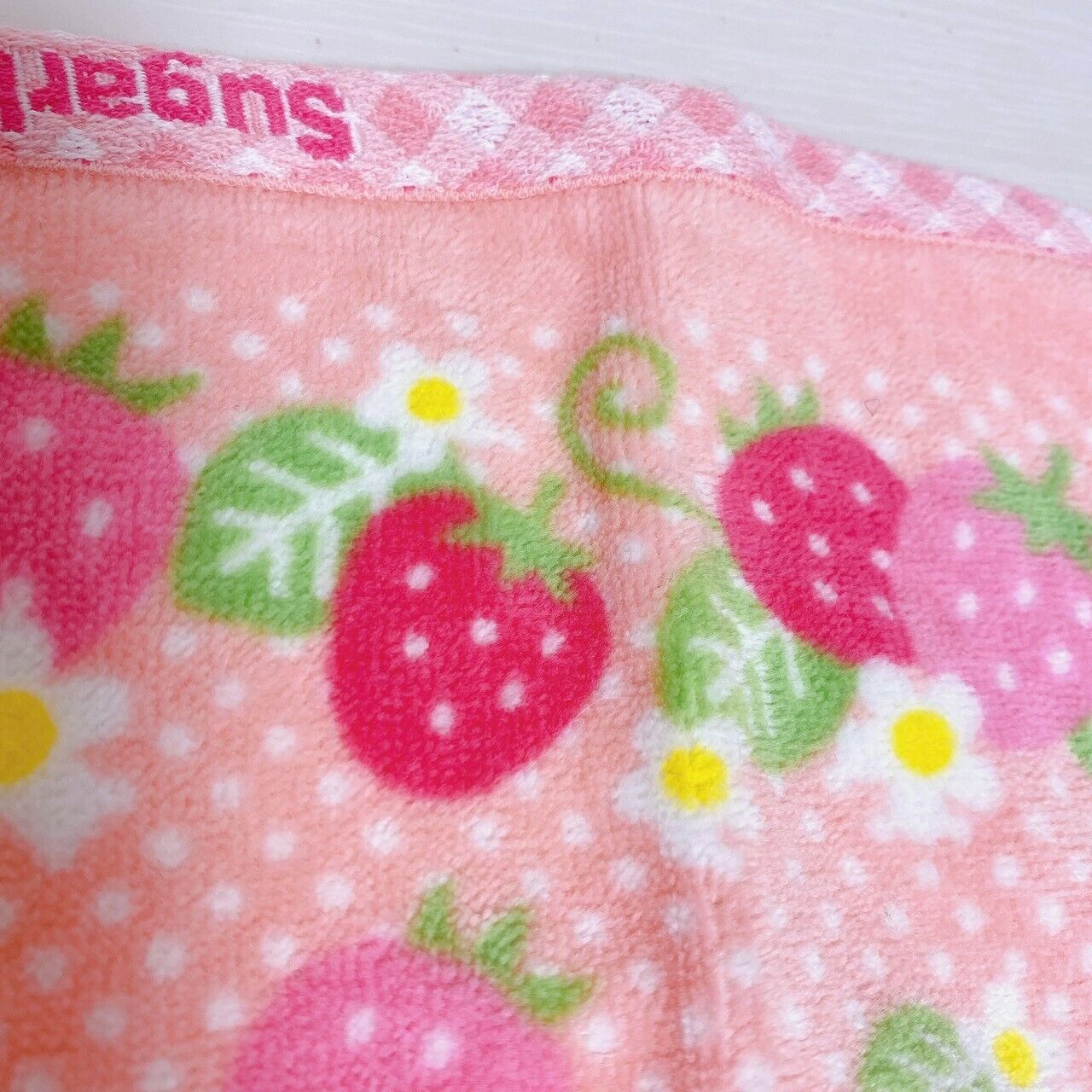 Sanrio Sugar Bunnies Hand Towel Shirousa Kurousa Strawberry Pink Dot Flower Rare