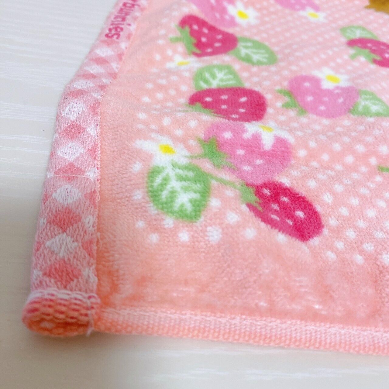 Sanrio Sugar Bunnies Hand Towel Shirousa Kurousa Strawberry Pink Dot Flower Rare