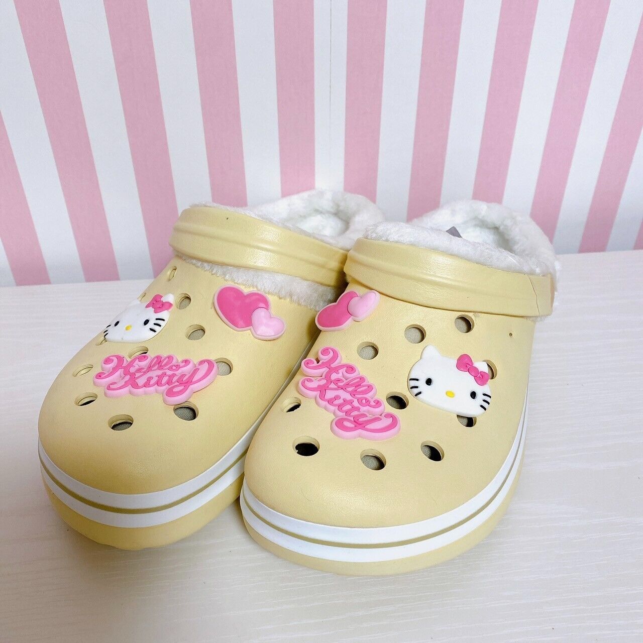 Sanrio Hello Kitty Sandals Beige Heart Fur L size Cute Kawaii Character Rare