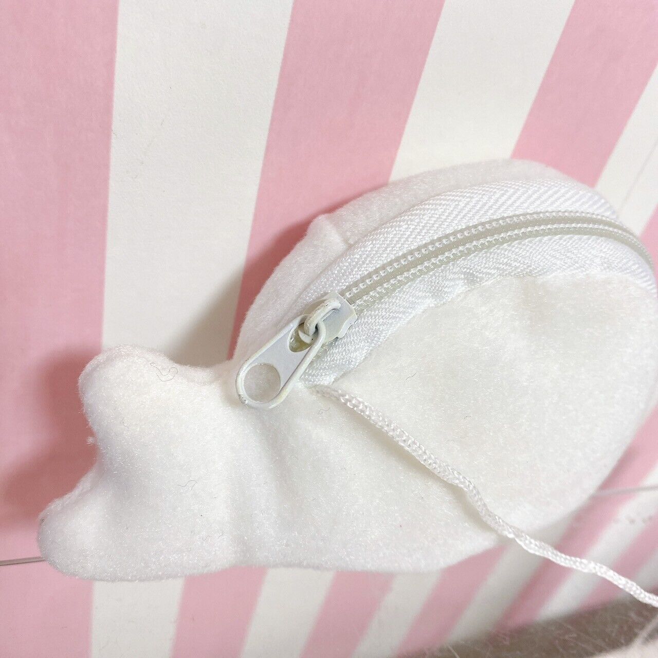 San-X Mamegoma Pouch Pochette Shoulder Bag White Mini Fluffy Kawaii Character