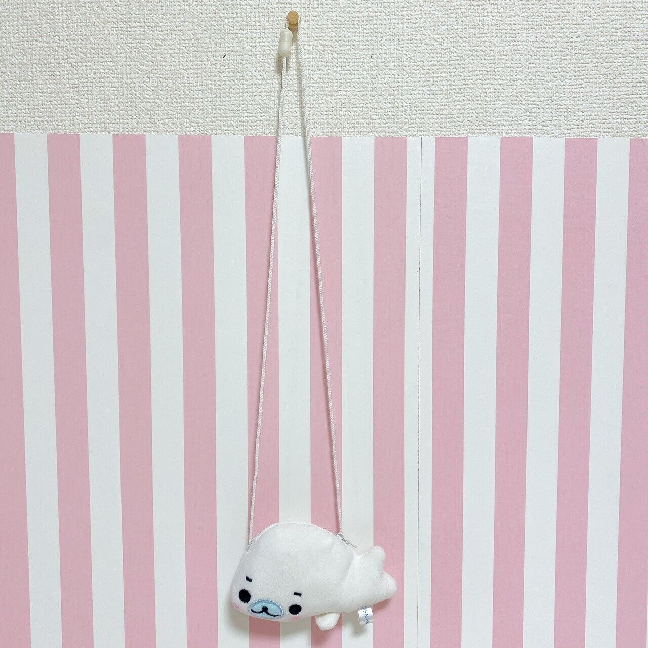 San-X Mamegoma Pouch Pochette Shoulder Bag White Mini Fluffy Kawaii Character