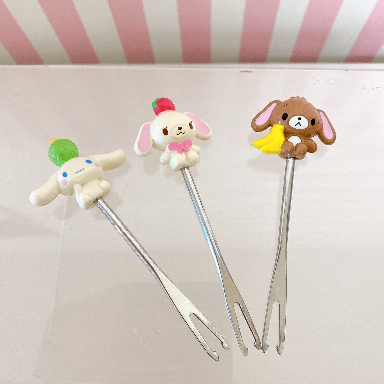 Sanrio Pick Set Hello Kitty My Melody Cinnamoroll Sugar Bunnies Strawberry Rare