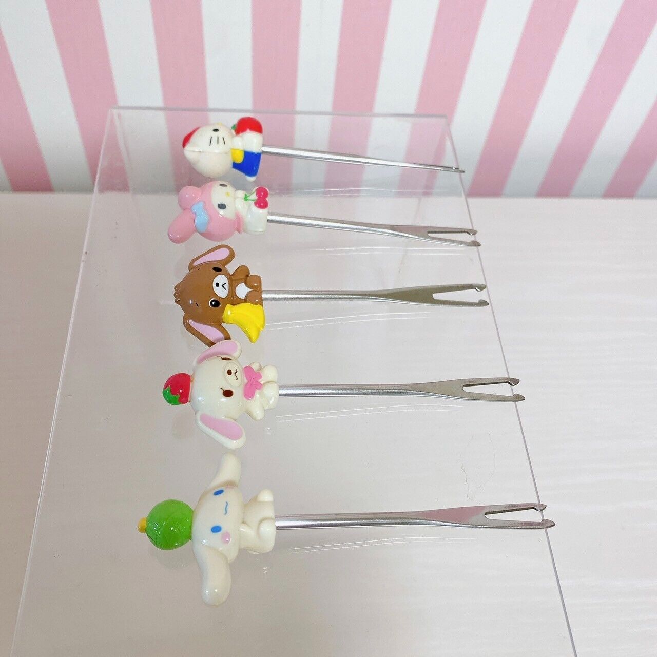 Sanrio Pick Set Hello Kitty My Melody Cinnamoroll Sugar Bunnies Strawberry Rare