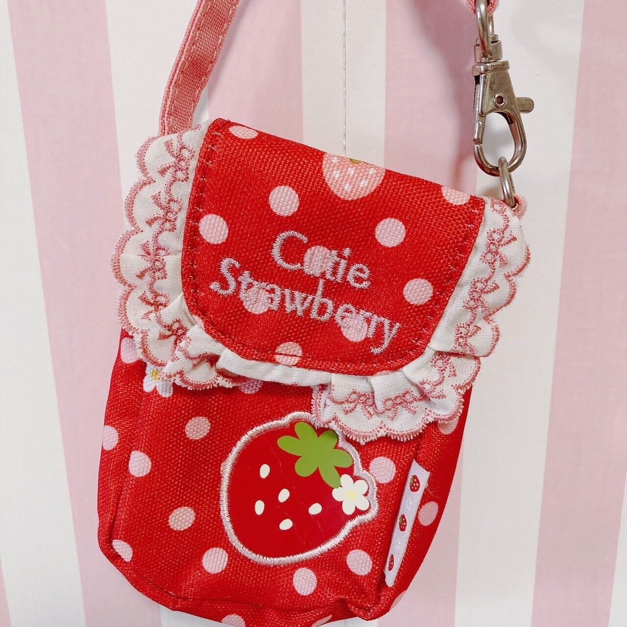 Mother Garden Mini Pouch Case Strap Cutie Strawberry Red Dot Ribbon Frill Flower