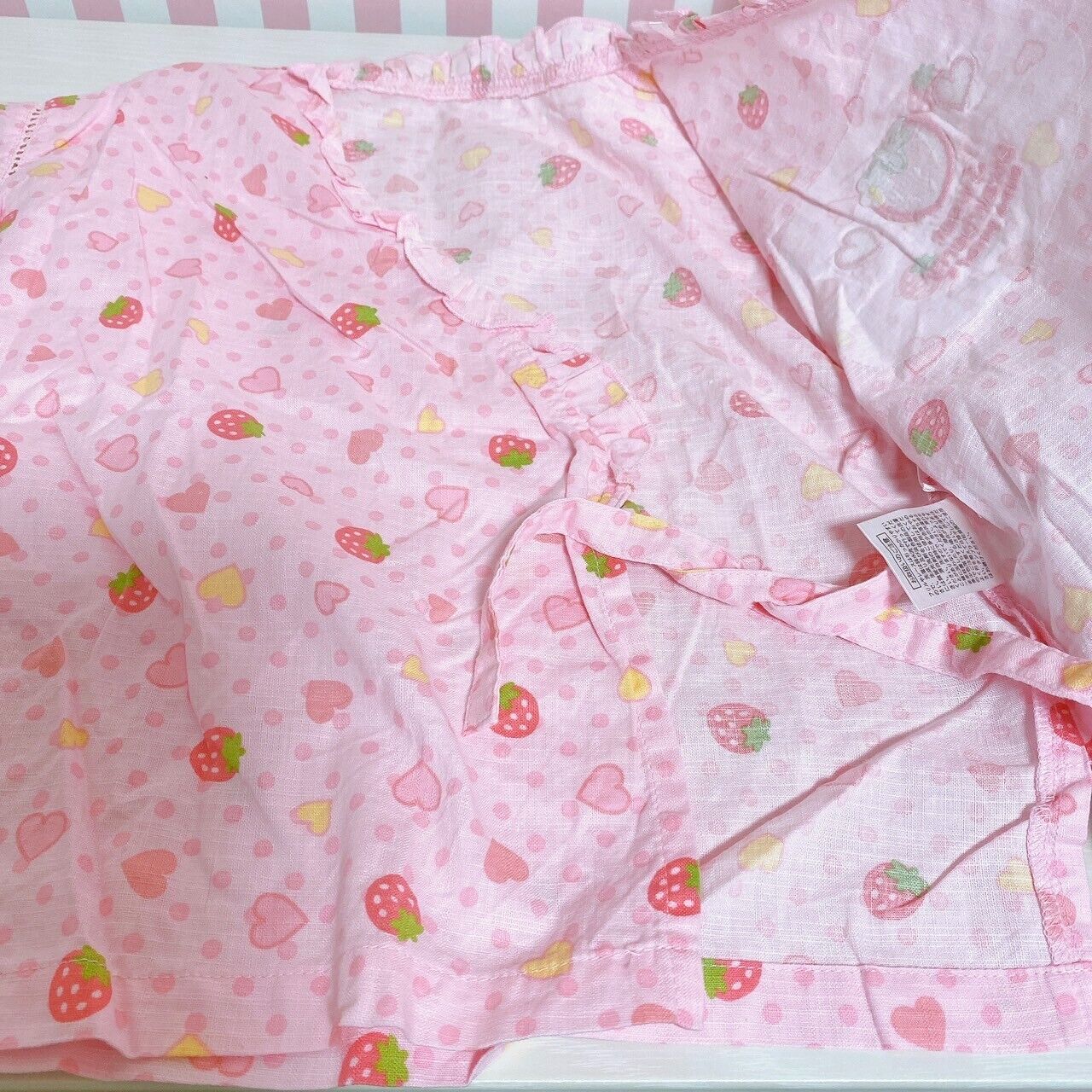 Mother Garden Jinbei 100 Size Sweet Strawberry Matching Cloth Pink Frill Heart