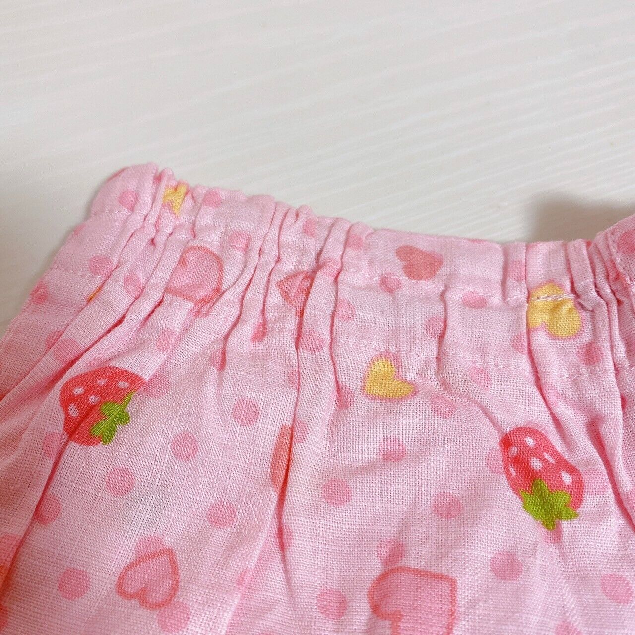 Mother Garden Jinbei 100 Size Sweet Strawberry Matching Cloth Pink Frill Heart