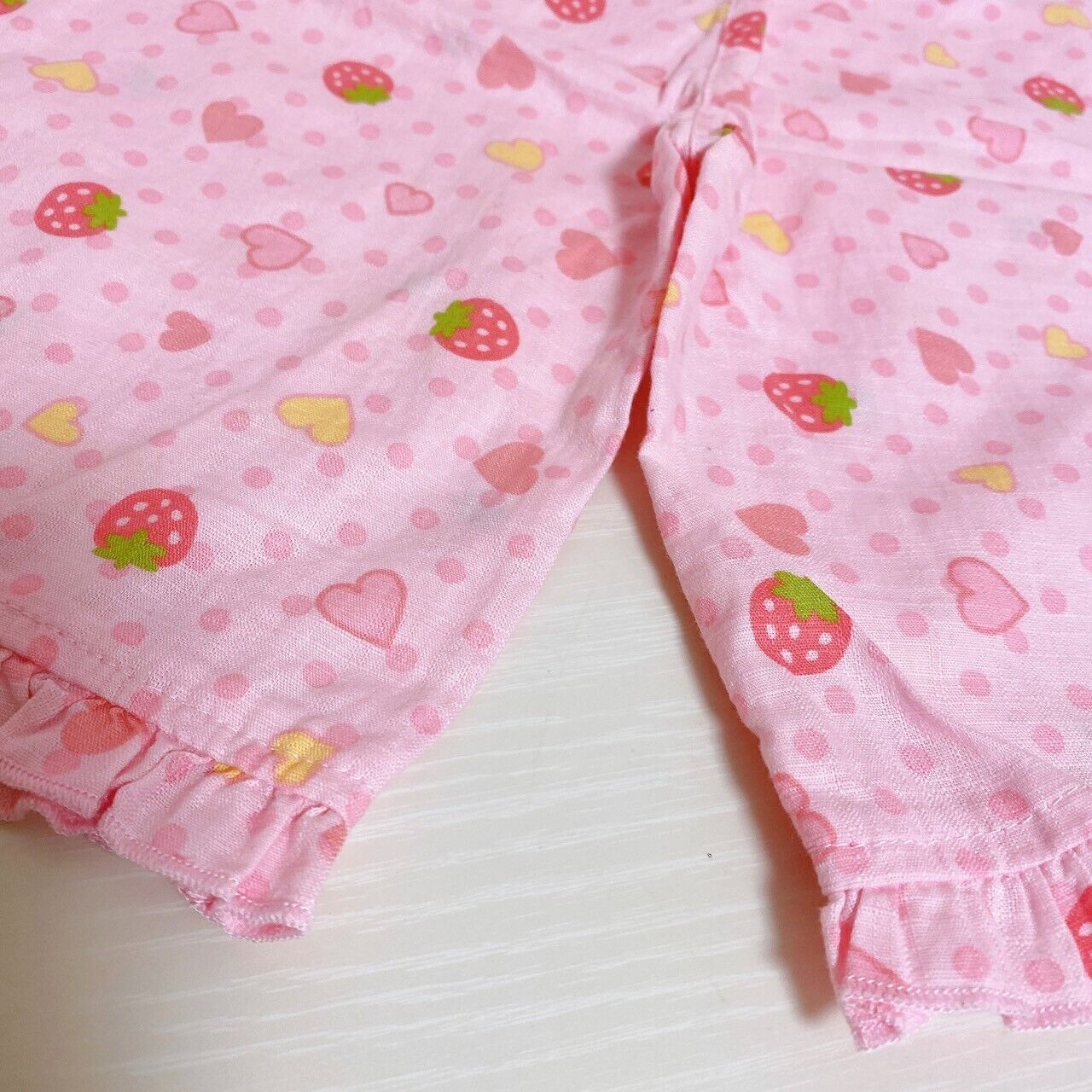 Mother Garden Jinbei 100 Size Sweet Strawberry Matching Cloth Pink Frill Heart