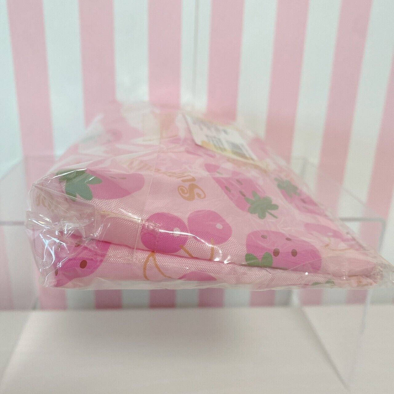 Sanrio Sugar Bunnies Shirousa Kurousa Pouch Strawberry pattern Kawaii Japan