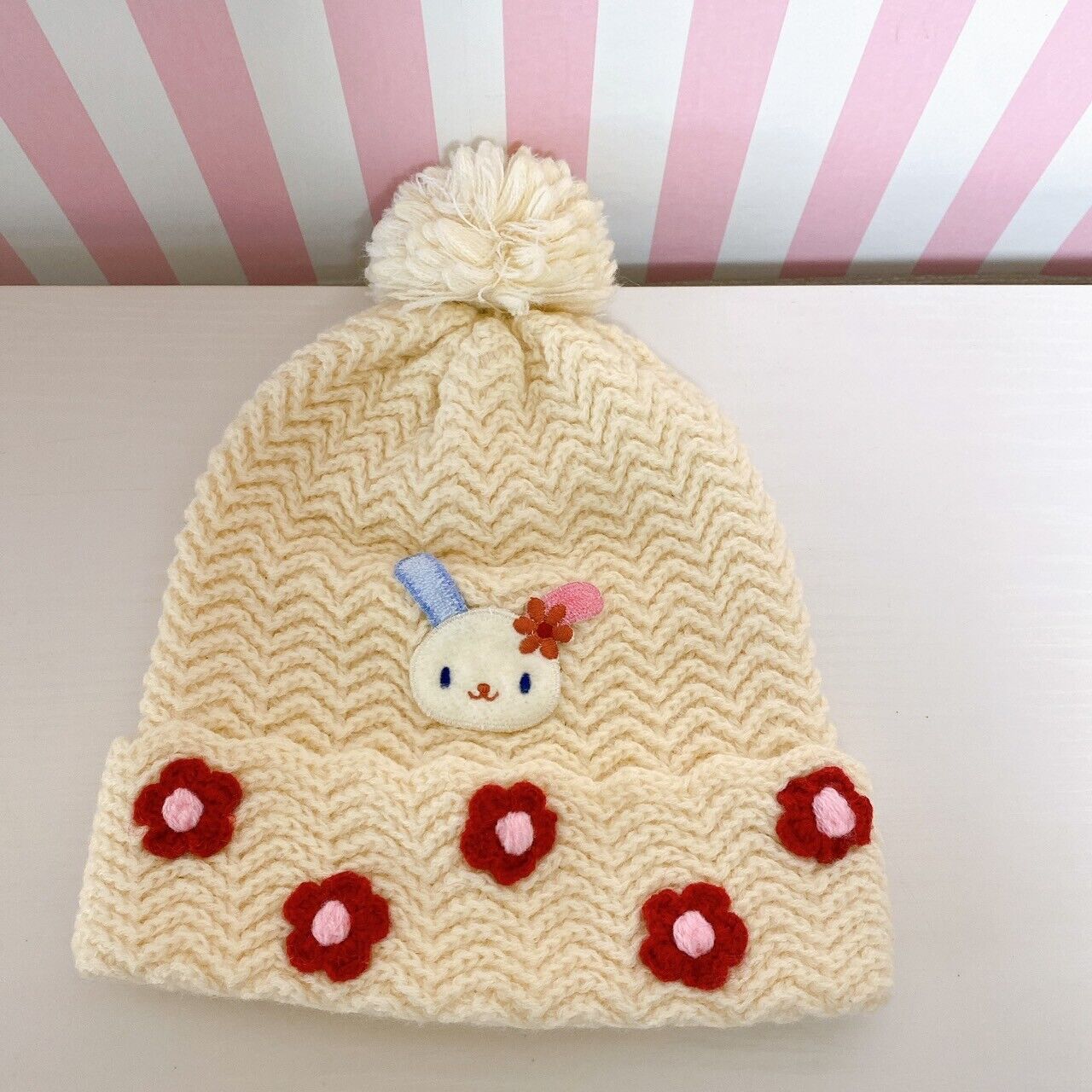 Sanrio Usahana Knit Hat Flower White Red Rabbit Kawaii Kids Character Fluffy