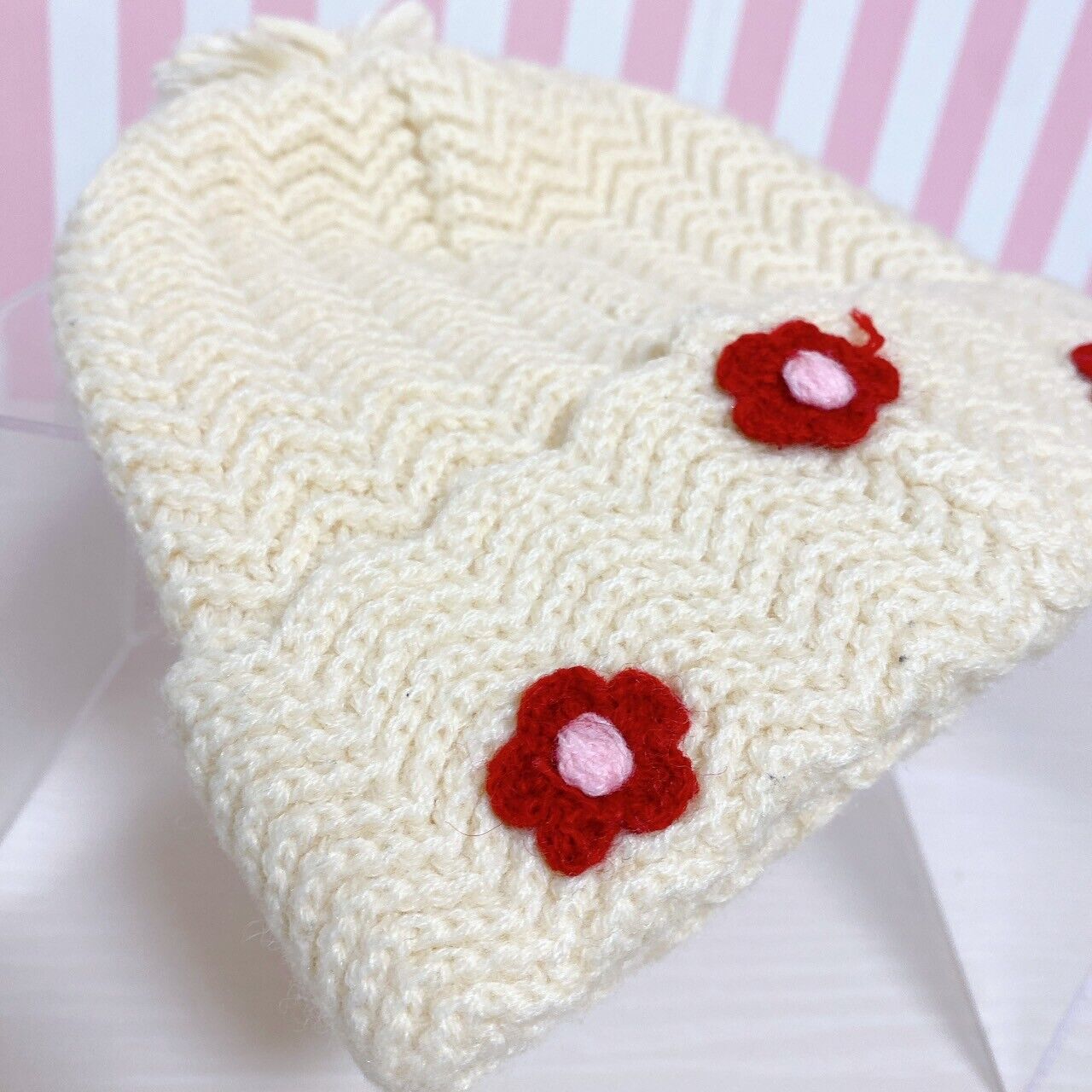 Sanrio Usahana Knit Hat Flower White Red Rabbit Kawaii Kids Character Fluffy