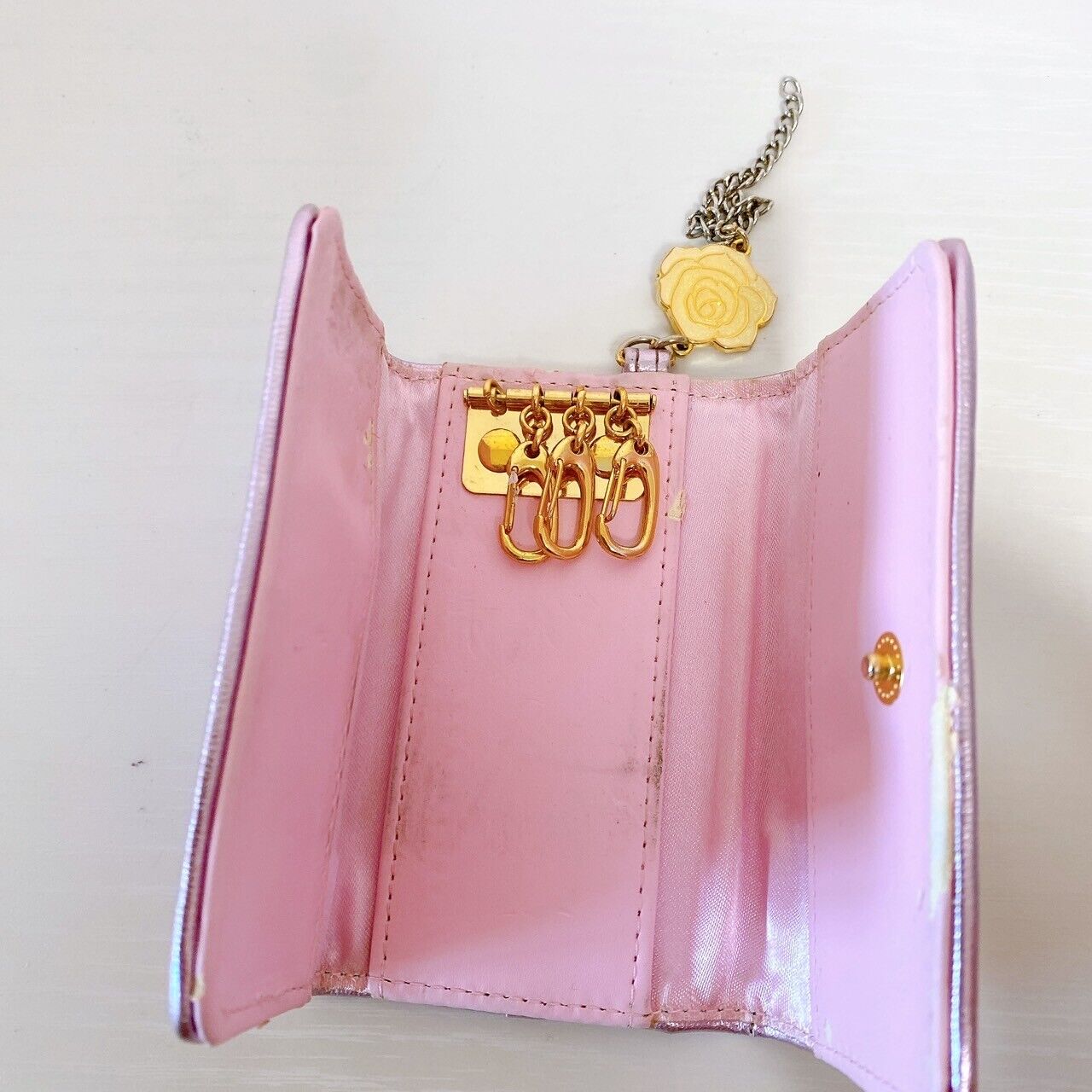 Sanrio Charmmy Charmy Kitty Key Case Holder Purple Lavender Glitter Rose Flower