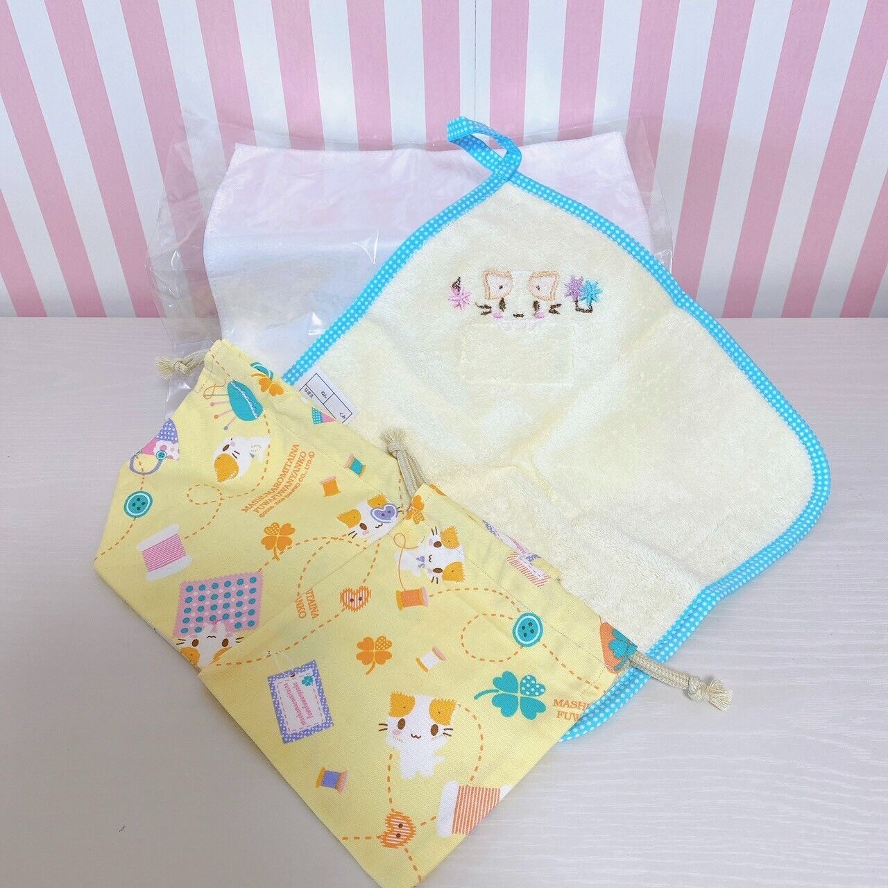 Sanrio Masyumaro Fluffy Fuwa Nyanko Marshmallow Hand Towel Drawstring Bag Set 4