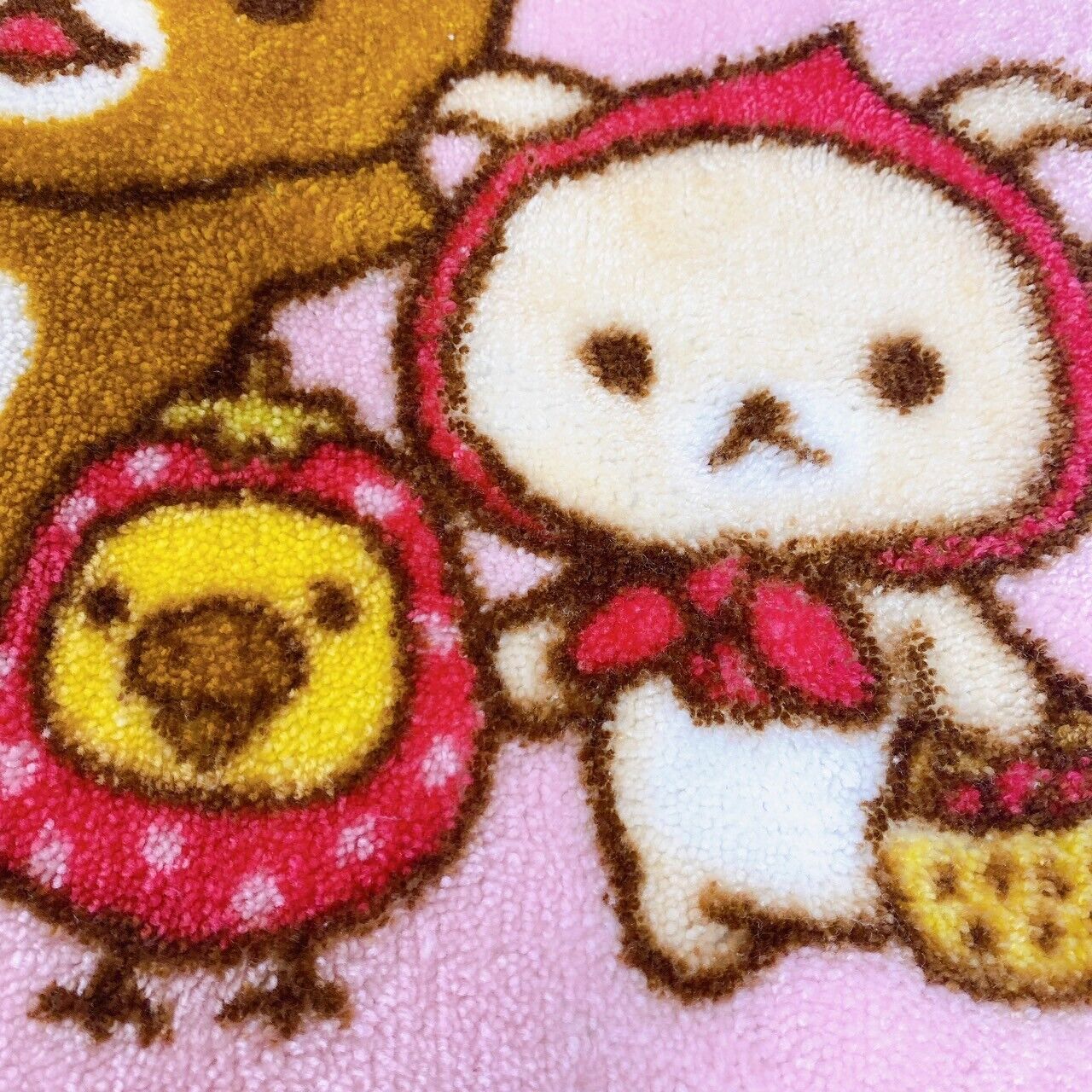 Rilakkuma Korilakkuma SanX Rug Mat Strawberry Kiiroitori Bear Face Fluffy Pink