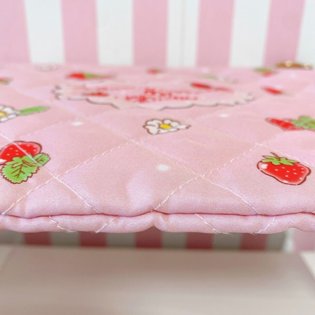 Sanrio Strawberry Shortcake Hello Kitty Collaboration Pouch Pink Strawberry Rare