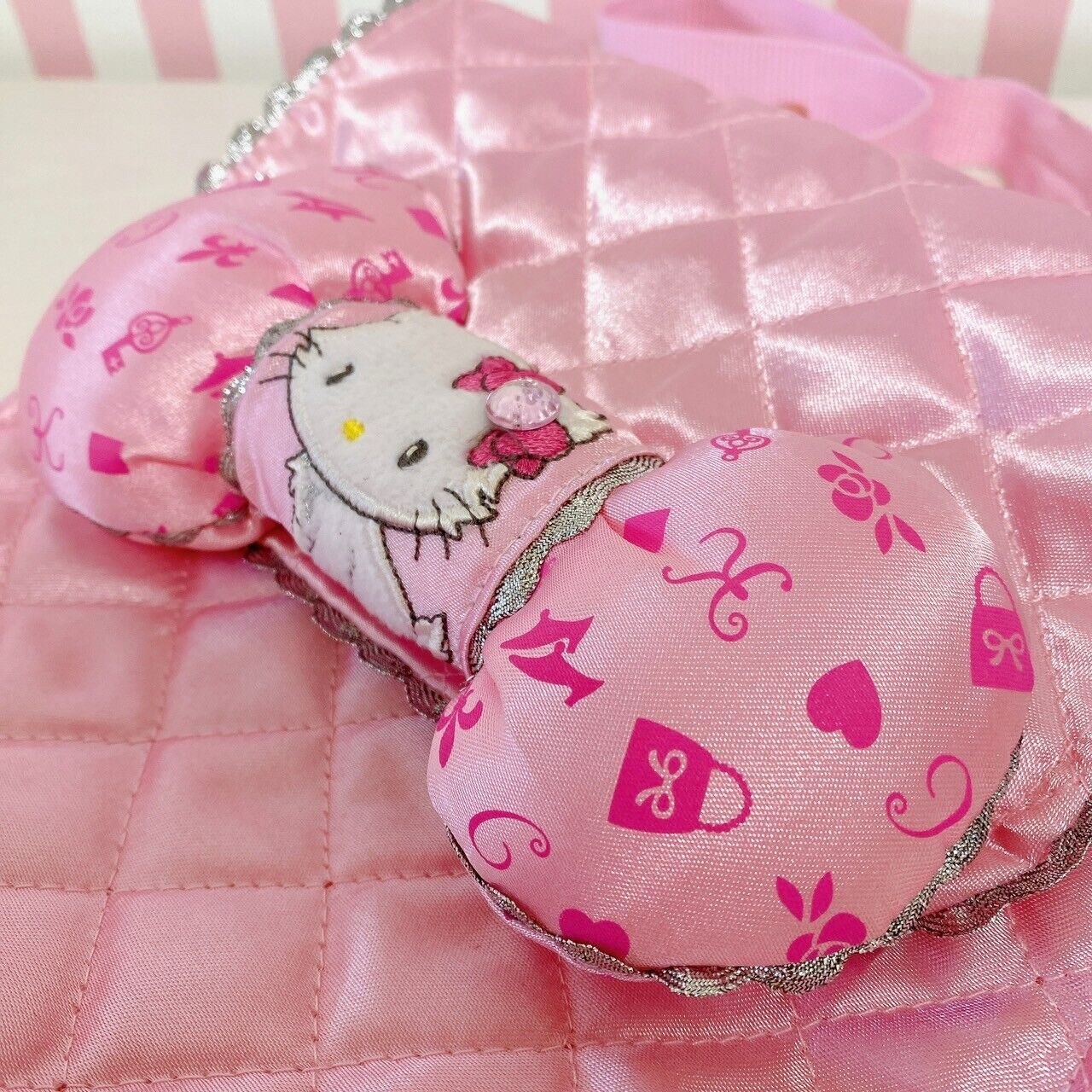 Sanrio Charmmy Charmy Kitty Hanging Bag Pink Storag Quilting Ribbon Kawaii Rare