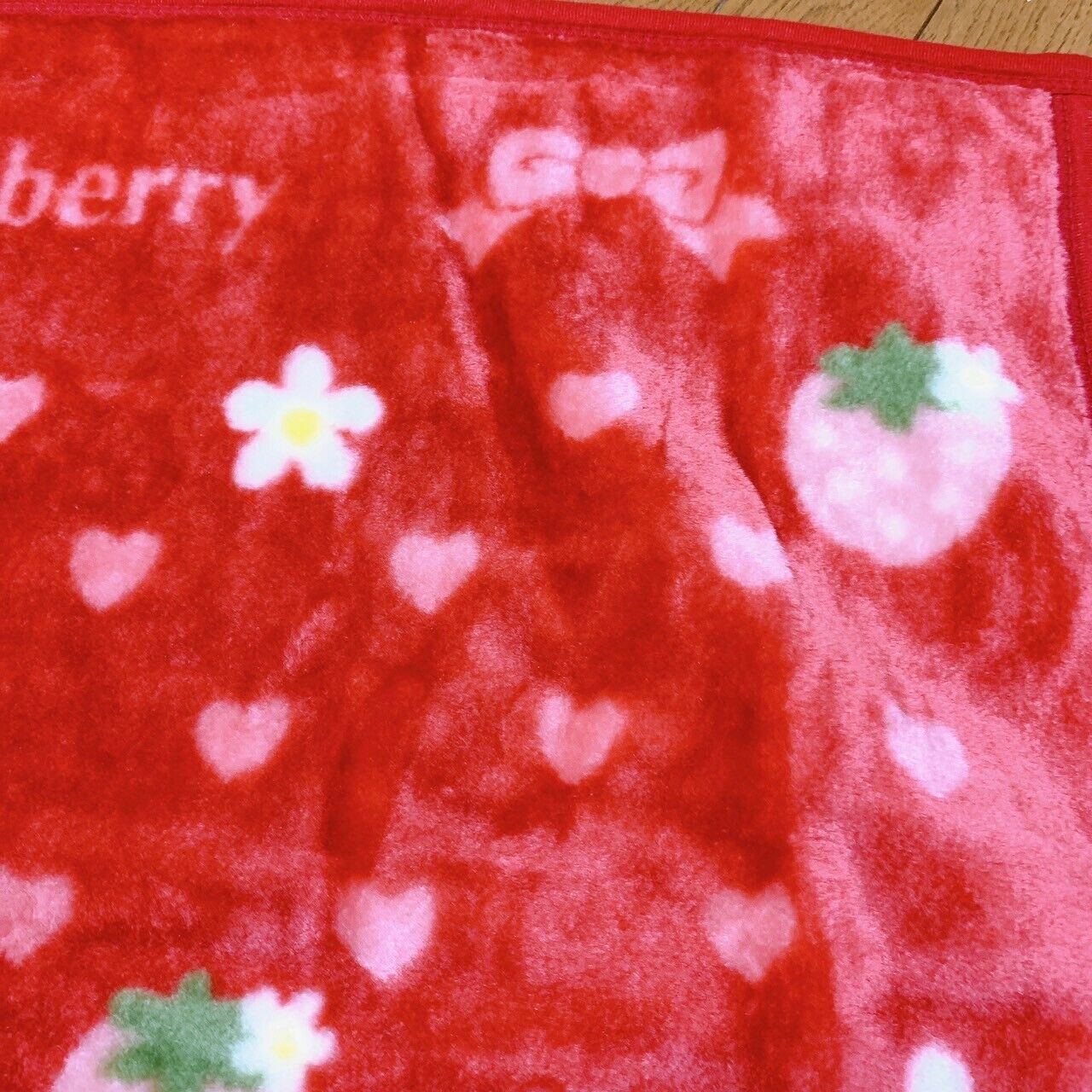 Mother Garden Mothergarden Wild Strawberry Red Blanket With Tag Kawaii Rare