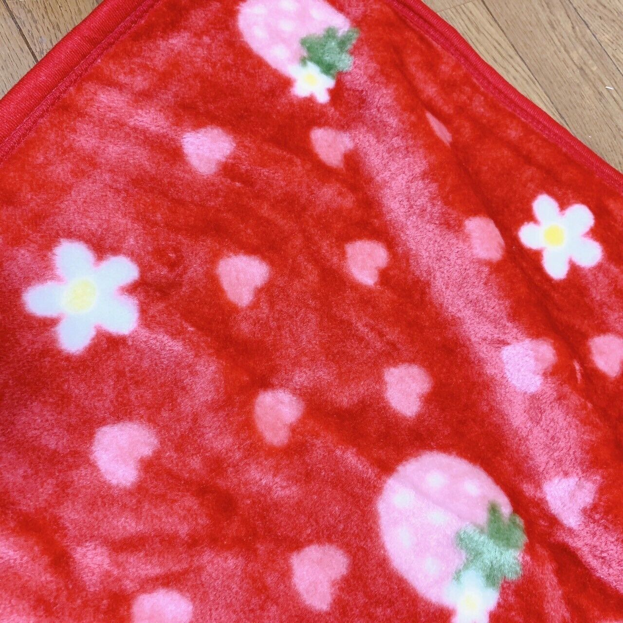 Mother Garden Mothergarden Wild Strawberry Red Blanket With Tag Kawaii Rare