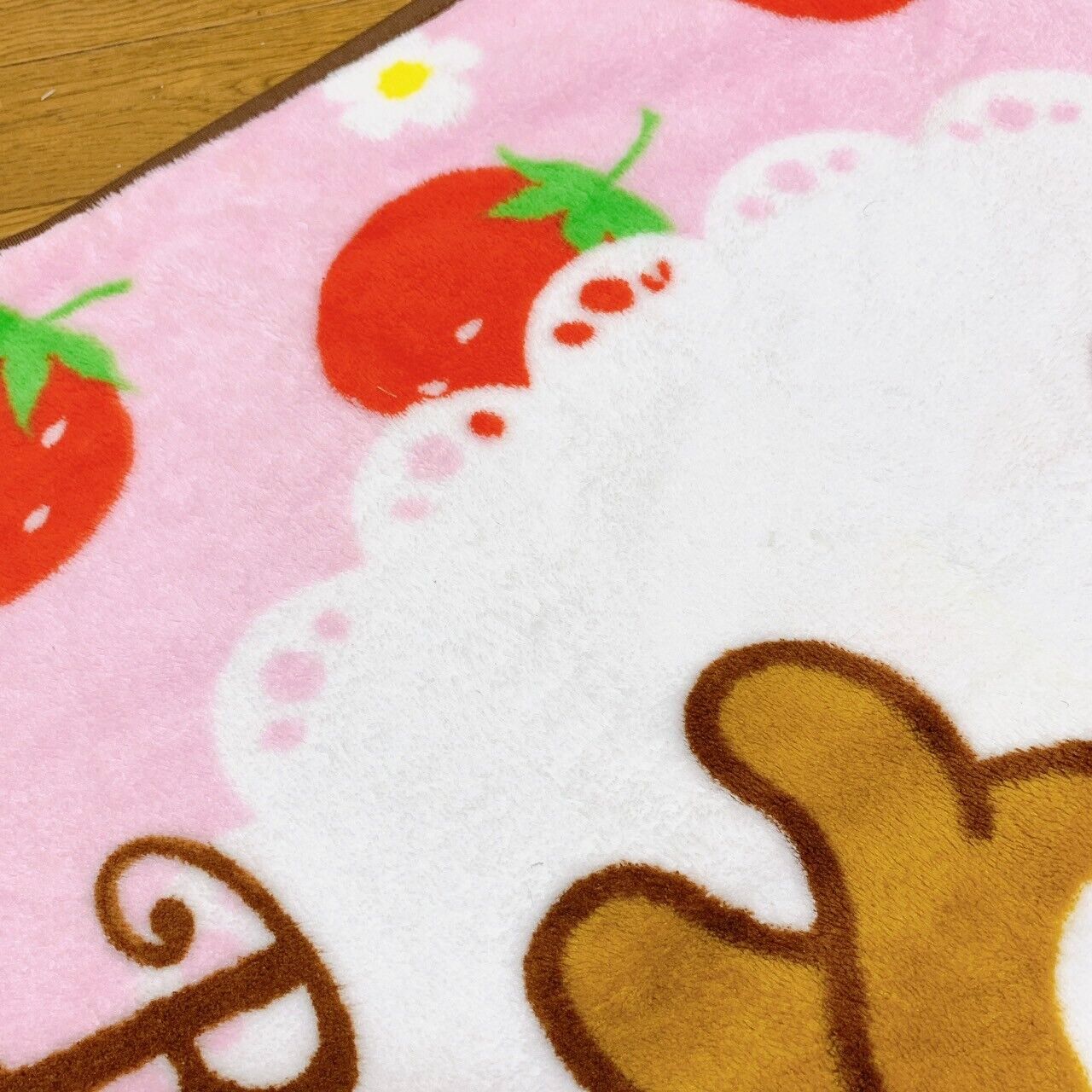 Rilakkuma Korilakkuma San-X Pink Blanket Fluffy Strawberry Flower Kawaii Lace