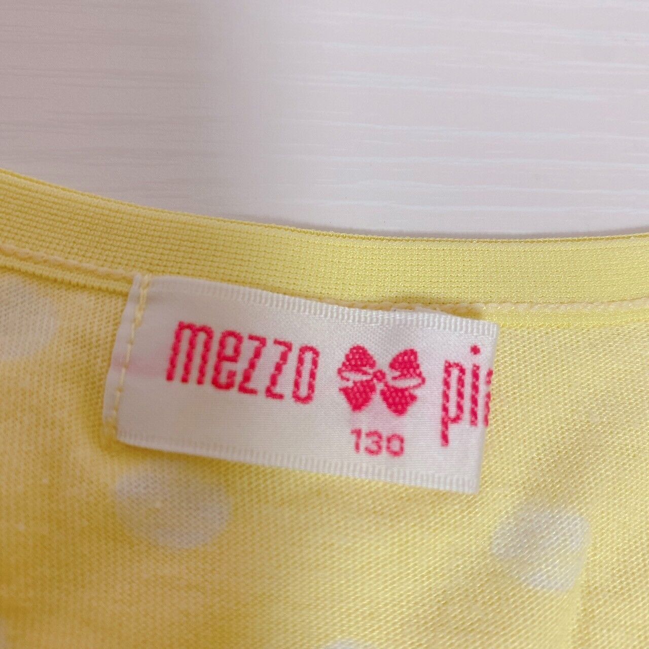 Mezzo Piano T-shirt Tops 130 Size Yellow Ribbon Short Sleeve Sequins Kawaii Kids