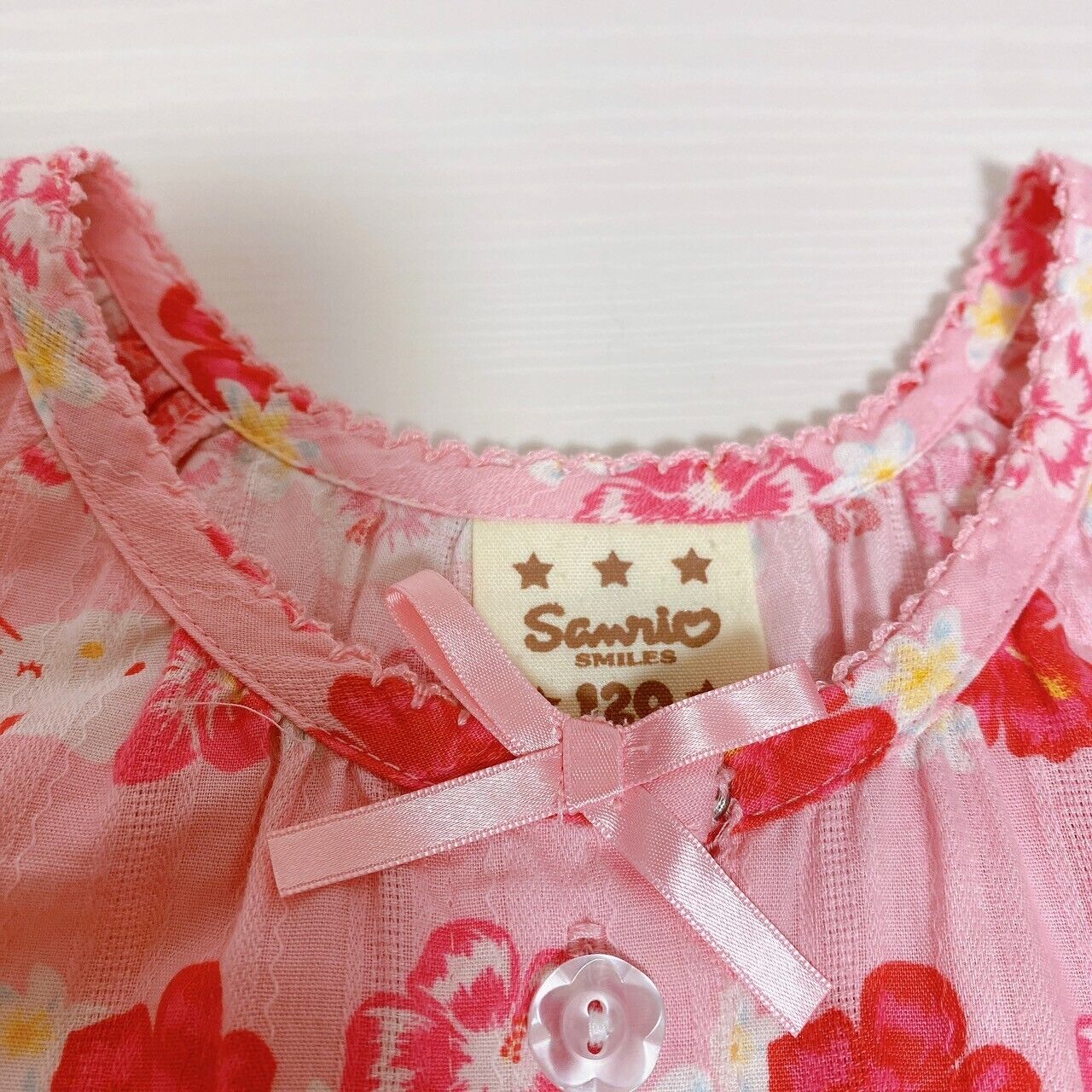 Sanrio Hello Kitty Summer Pajamas Kids 120cm Pink Red Flower Hibiscus Ribbon