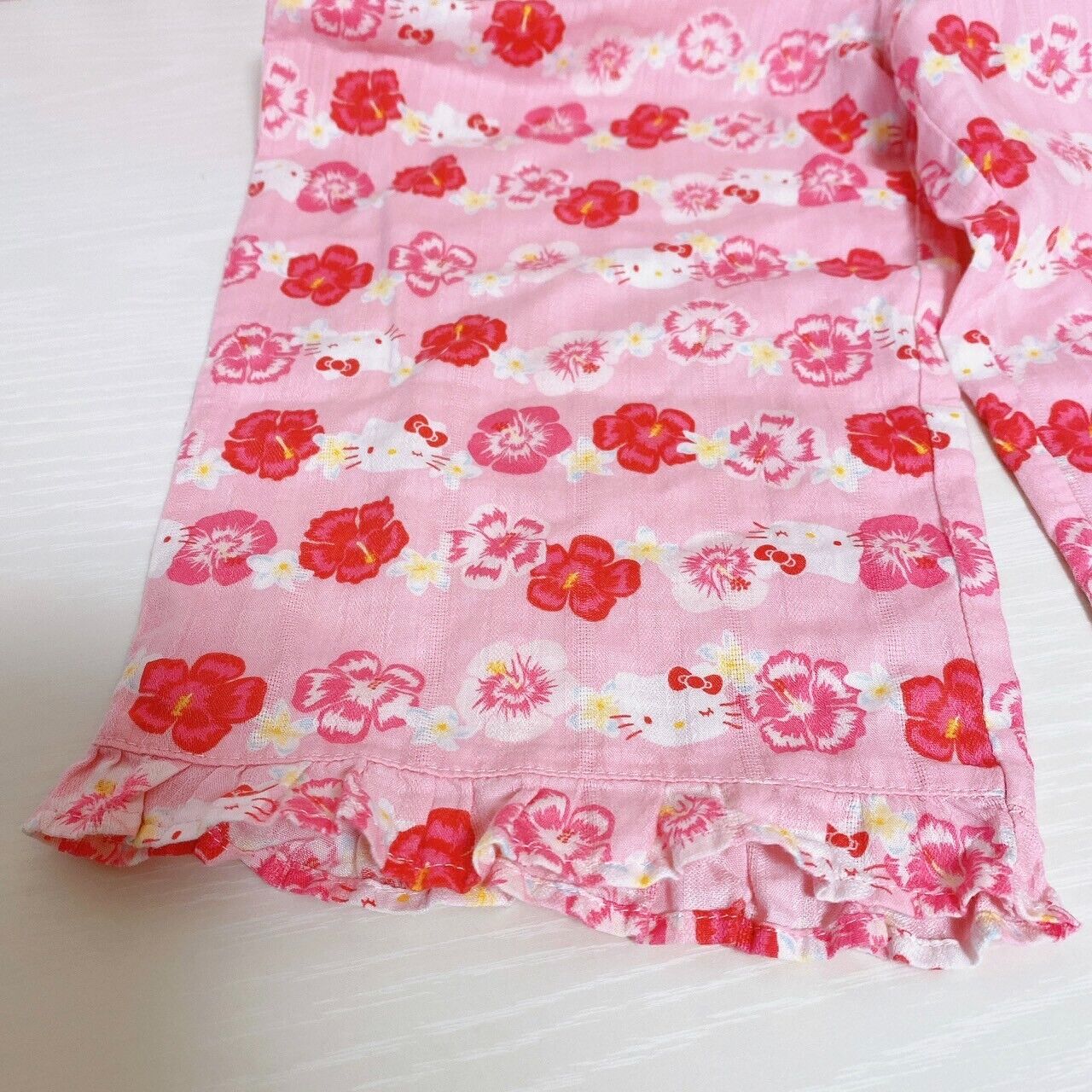 Sanrio Hello Kitty Summer Pajamas Kids 120cm Pink Red Flower Hibiscus Ribbon