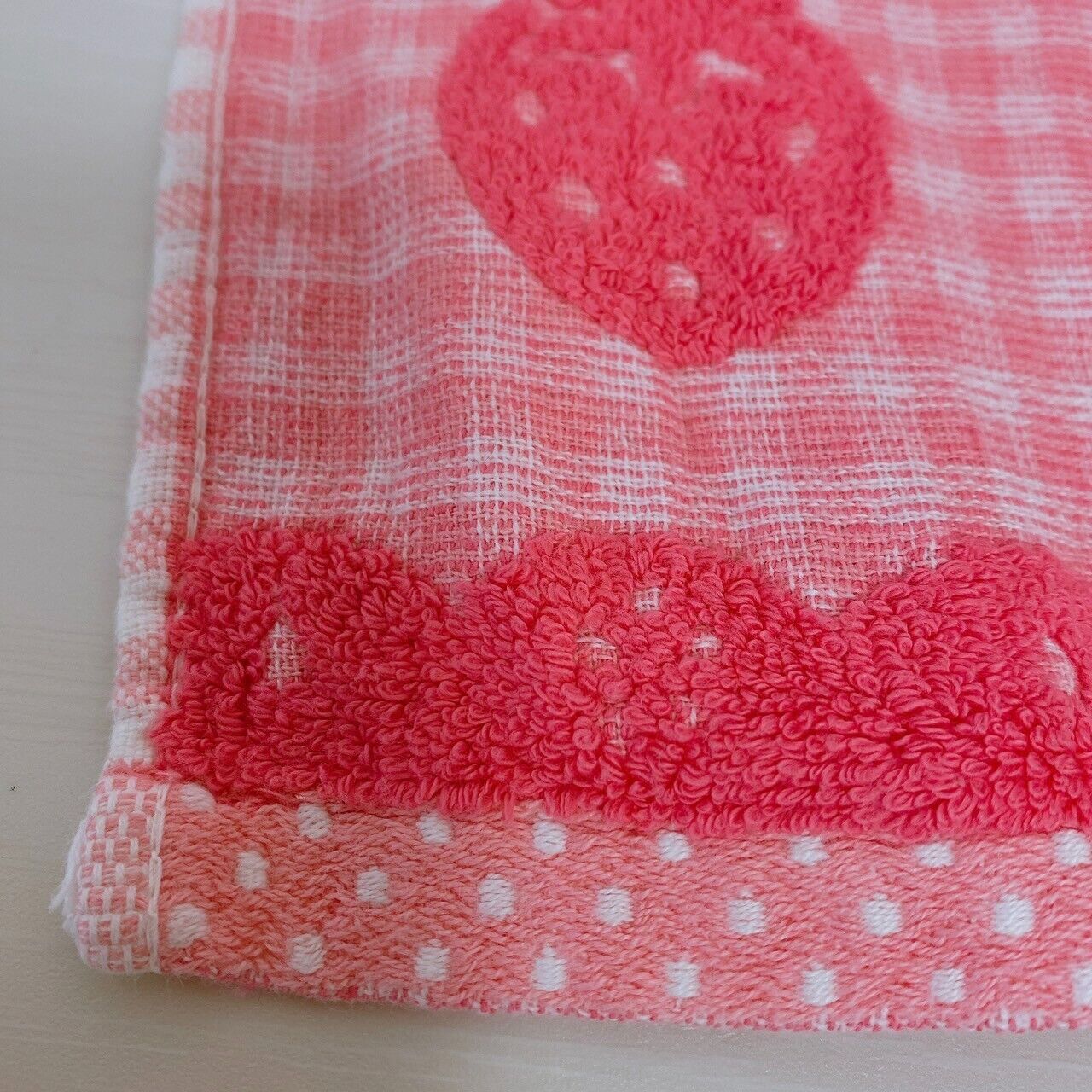 Mother Garden Strawberry Face TowelPink Plaid Flower Dot Ribbon Girly Kawaii