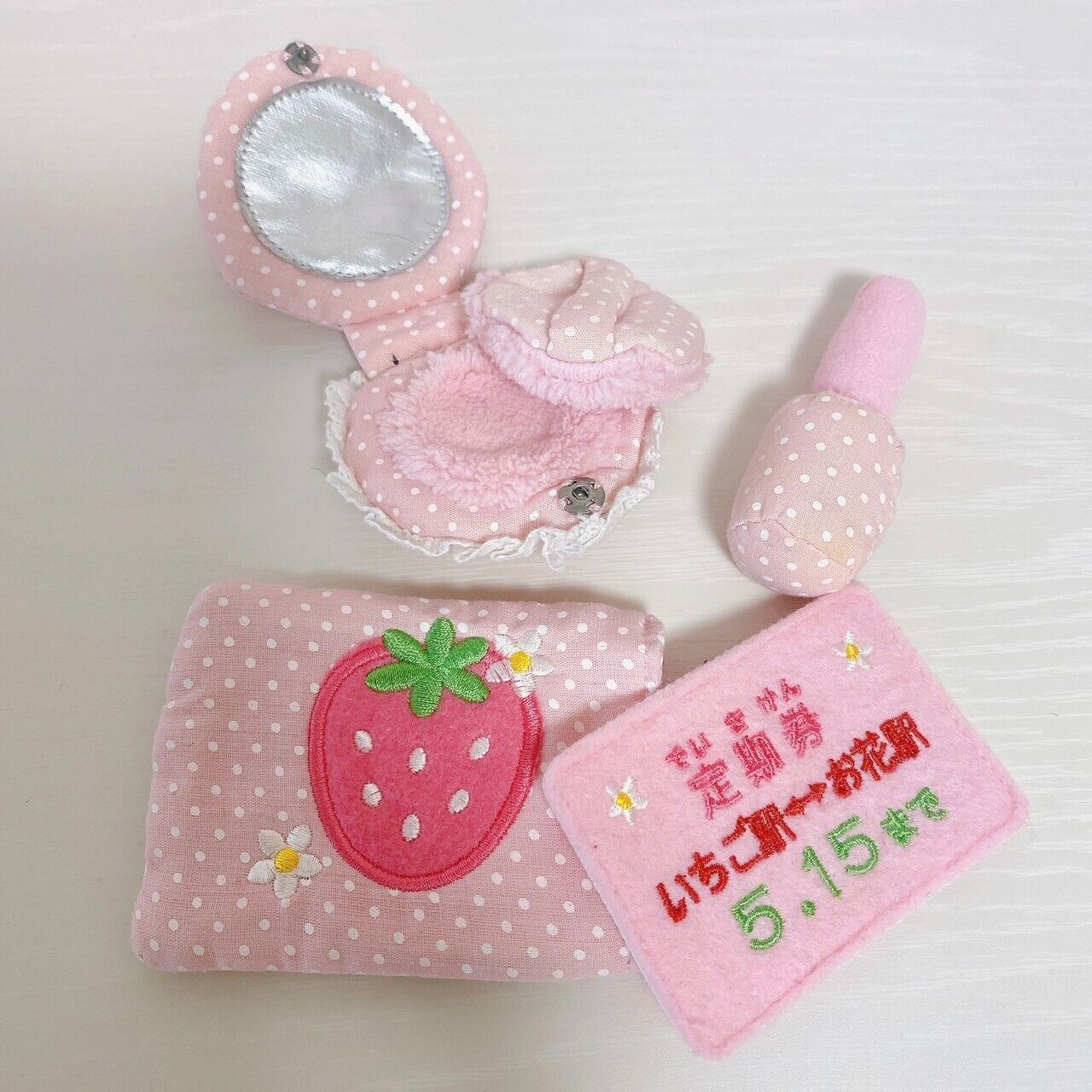 Mother Garden Cutie Strawberry Small Items Outing Set Pink Bag Case Snack Money