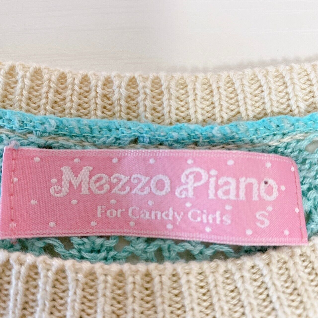 Mezzo Piano Knit Vest Size 130cm Blue Pink White Sequin No Sleeve Kawaii Rare