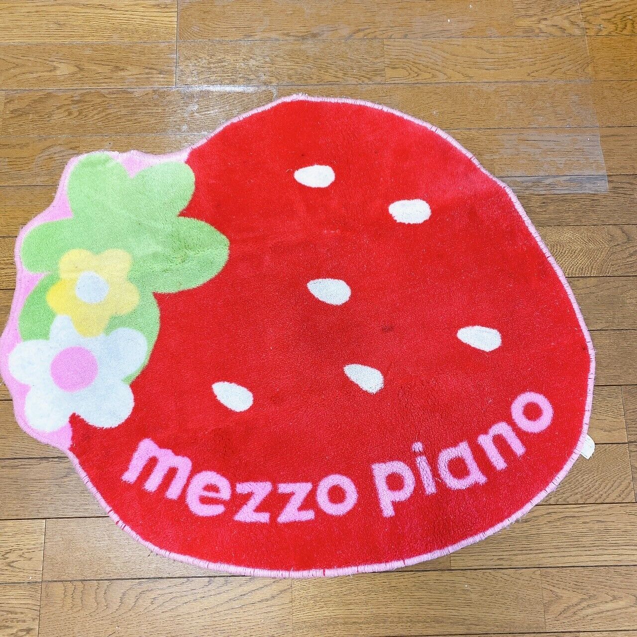 Mezzo Piano Room Mat Pet Rug With Anti-Slip Strawberry Red Fluffy Flower Kawaii