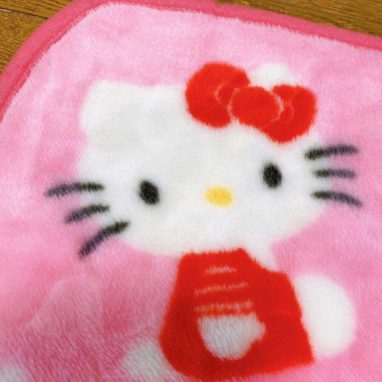 Sanrio Hello Kitty Blanket Pink Apple Flower Cat Warm Soft Kawaii Character Rare