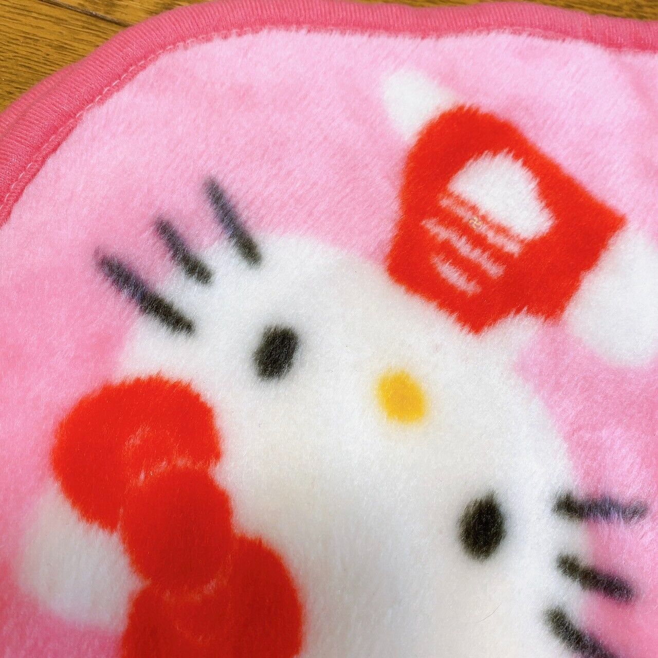 Sanrio Hello Kitty Blanket Pink Apple Flower Cat Warm Soft Kawaii Character Rare