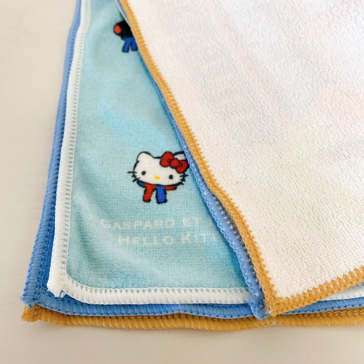 Sanrio Hello Kitty x Gaspard and Lisa Hand Towel Malti Case Set Kawaii Rare