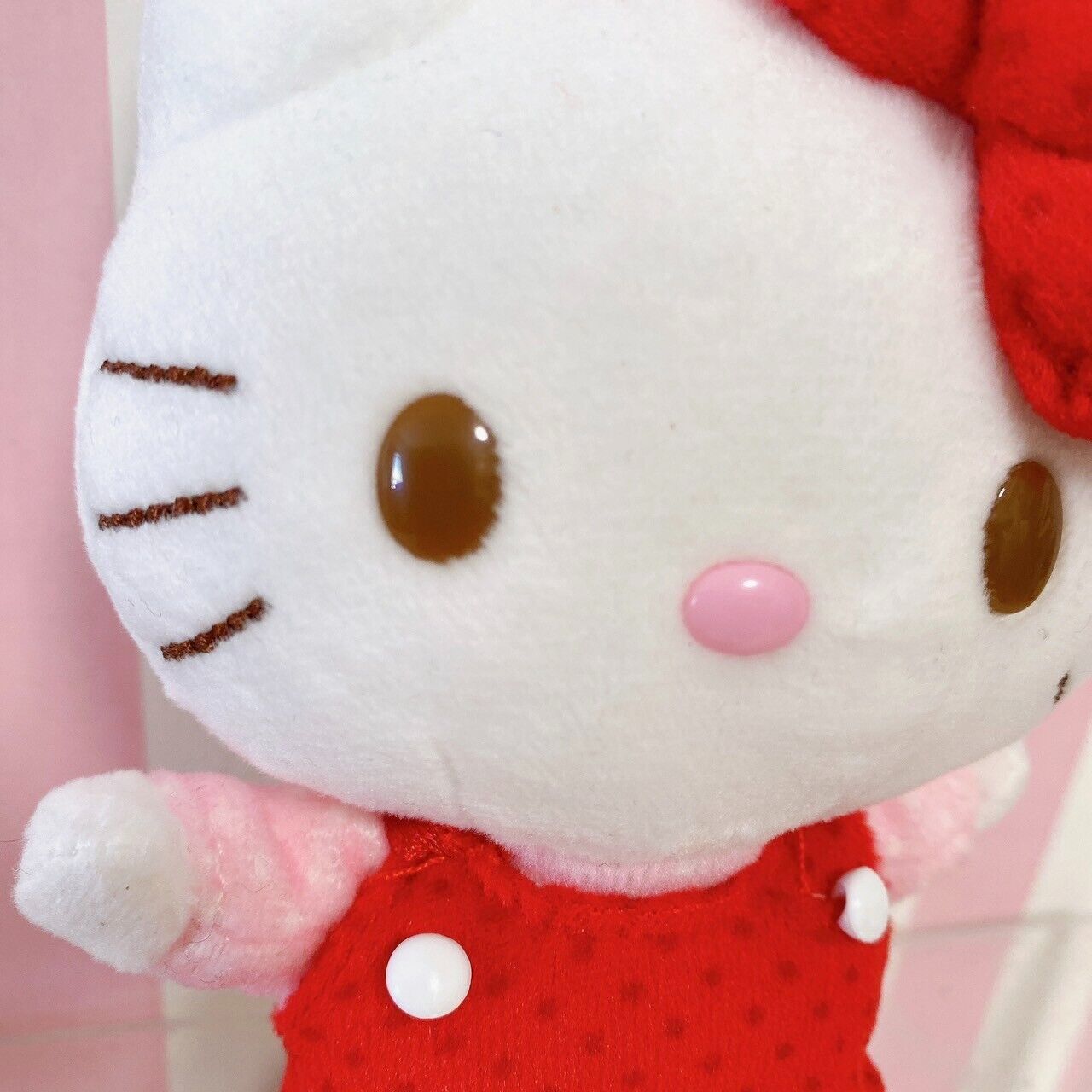 Sanrio Hello Kitty Strawberry Short Cake Collaboration Mascot Plush Ribbon Red