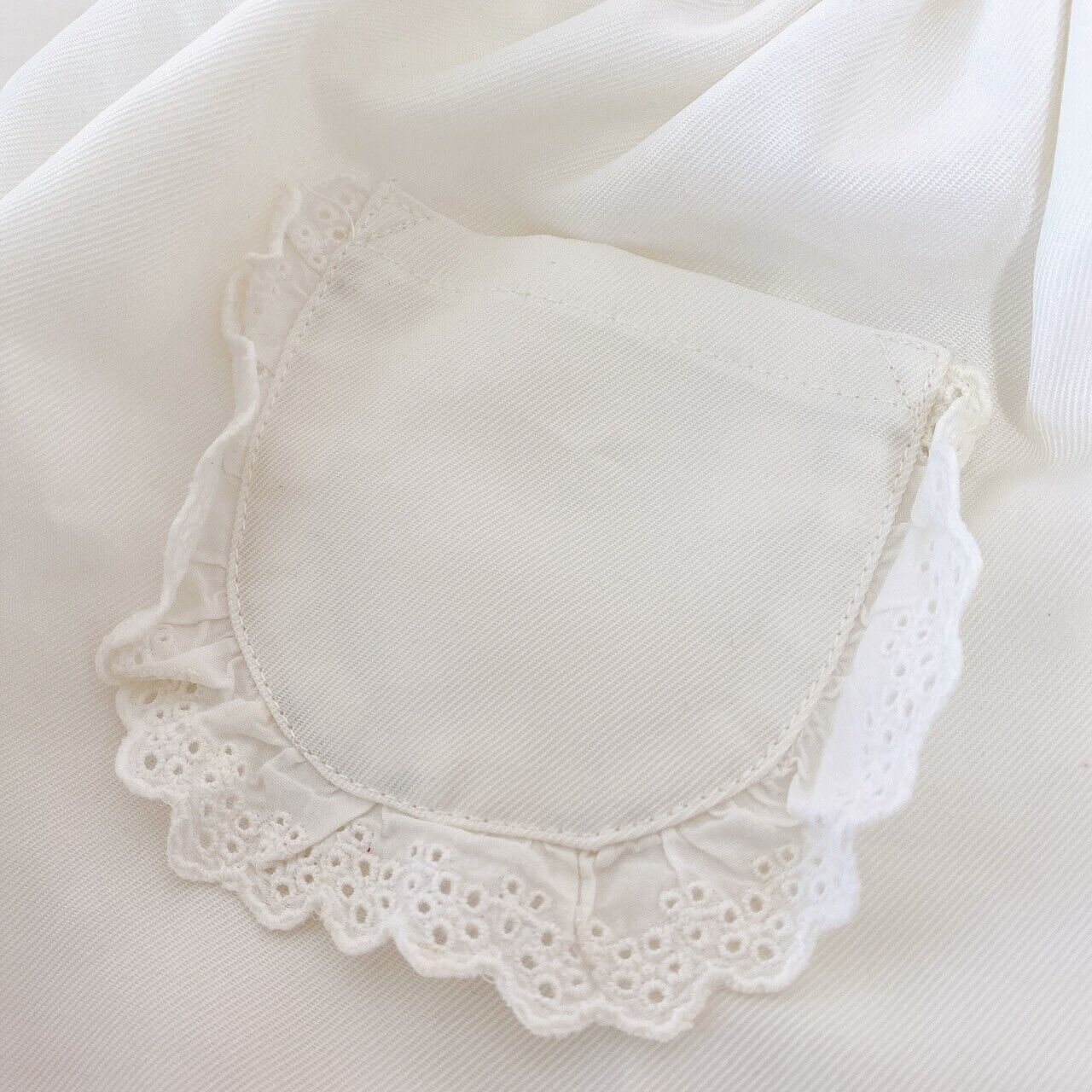 Mother Garden Apron Sweet Strawberry White 110cm Frill Lace Flower Pocket Kawaii