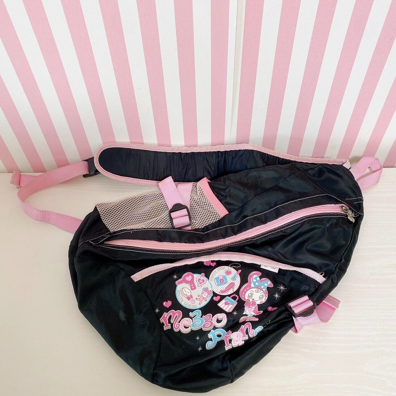 Mezzo Piano Body Bag Black Pink Berrie-chan Rabbit Cosmetics Shoulder Kawaii