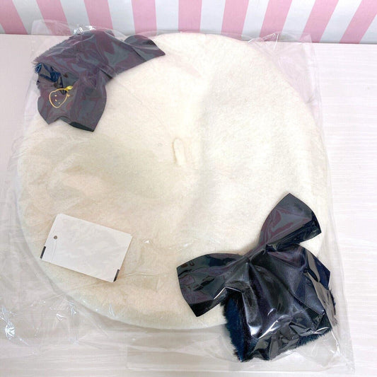 Sanrio Pochacco Avail Collaboration Beret Hat White Black Ears Dog Ribbon Fluffy