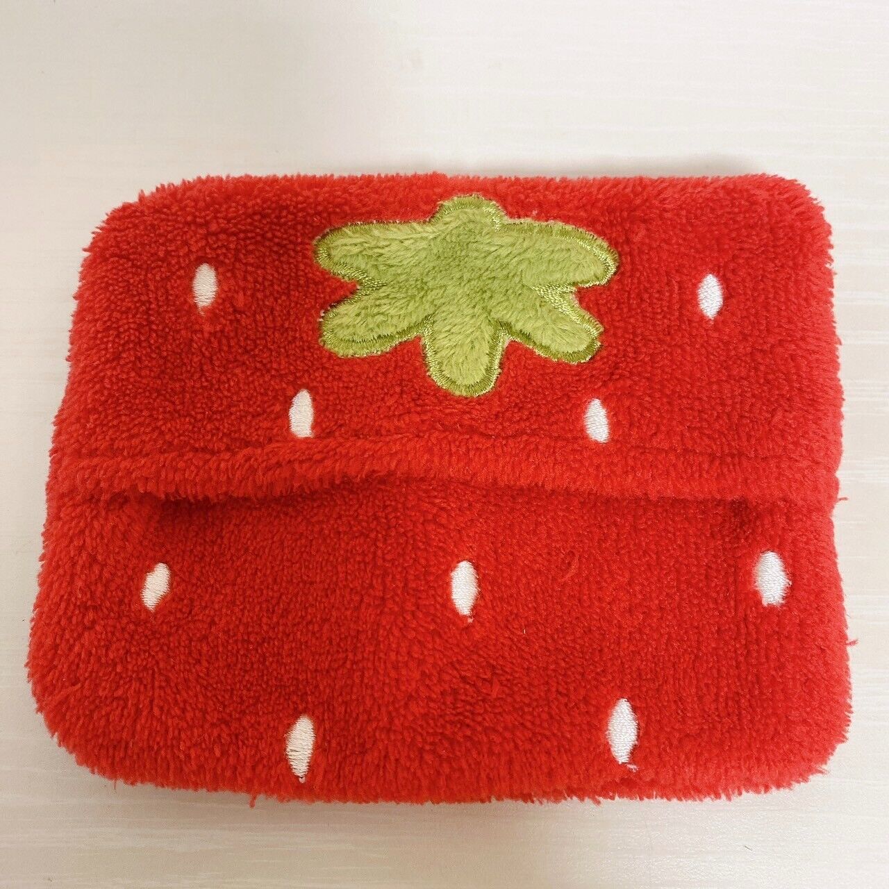 Mother Garden Usamomo Pochette Pouch Tissue Case Mini Bag Set 4 Strawberry Rare