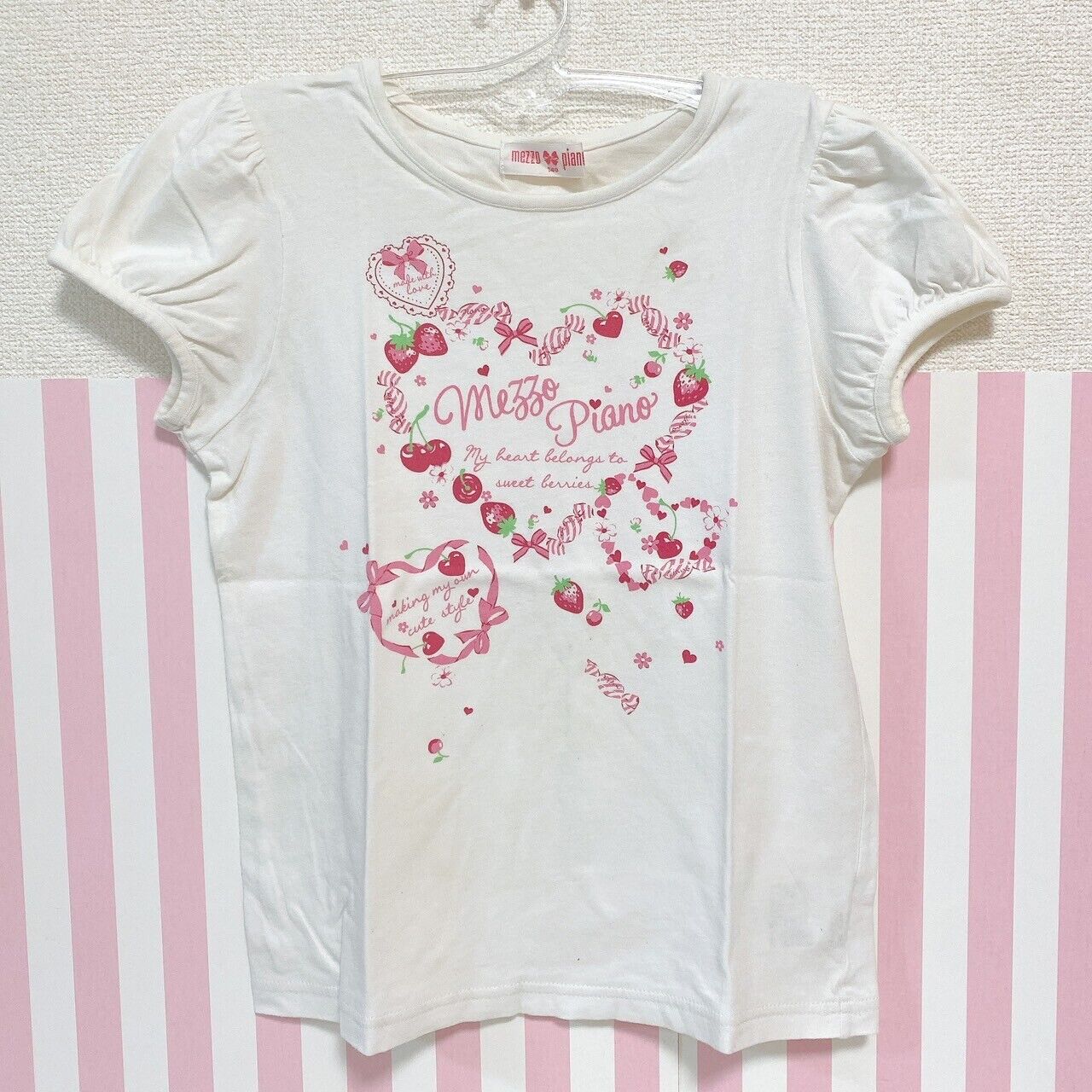 Mezzo Piano T-shirt Tops White 140cm Short Sleeve Heart Strawberry Cherry Ribbon