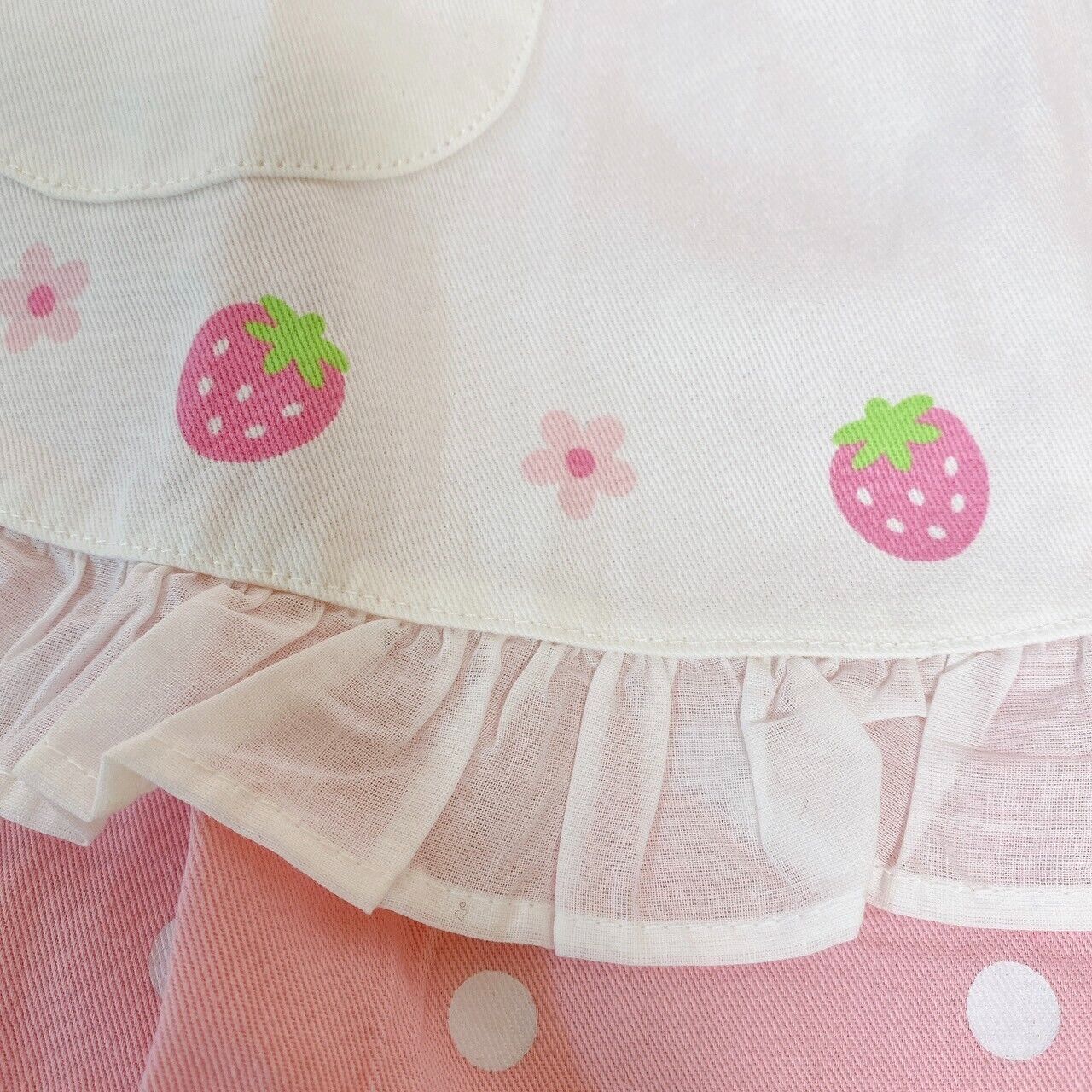 Mother Garden Apron Strawberry Pink Blue 90 110 cm Frill Ribbon Flower Pocket