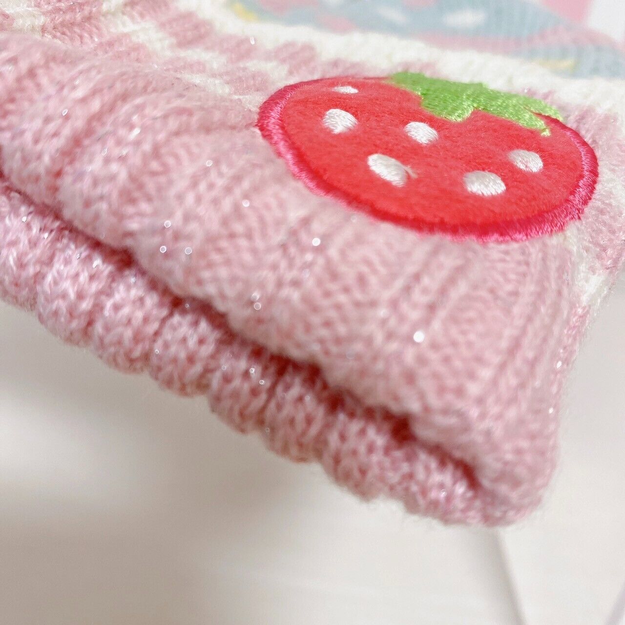 Mother Garden Knit Hat Cap Fluffy Strawberry Ribbon Heart Pink Blue Yellow Rare