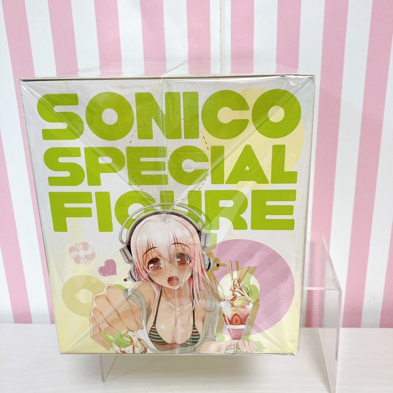 Super Sonico Special Figure Close Lifestyle Coverage Snack Time Pink Girl Anime