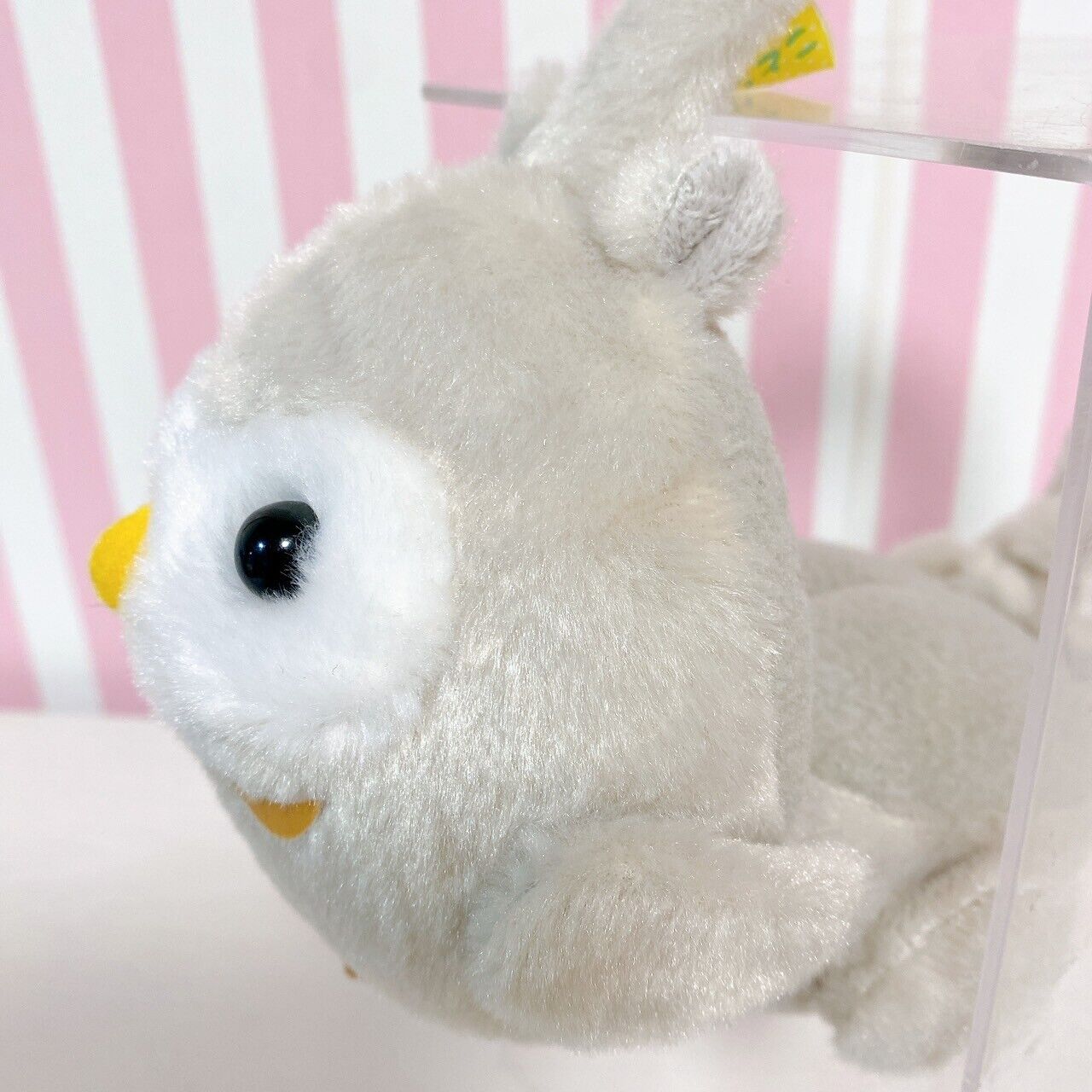 Amuse Kotoritai Earmuffs Fluffy Little Bird Accessory Worm Gray Kawaii Character