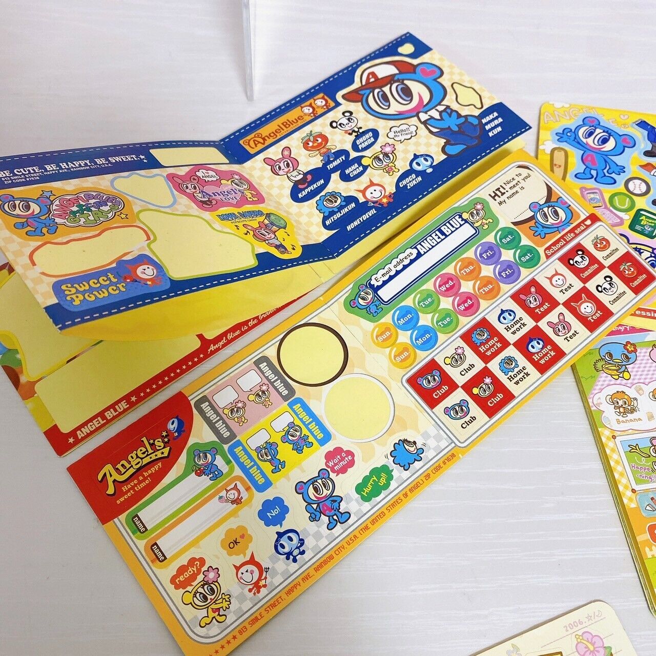 Mezzo Piano Stationery Set Berrie-chan Mascot Sticker Colored Pencils Scissors