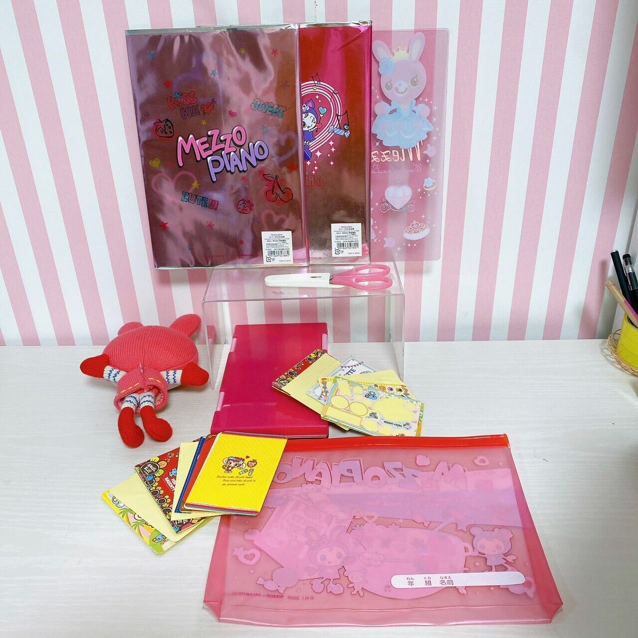 Mezzo Piano Stationery Set Berrie-chan Mascot Sticker Colored Pencils Scissors